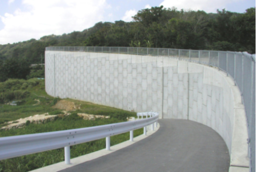 志喜屋漁港関連道工事